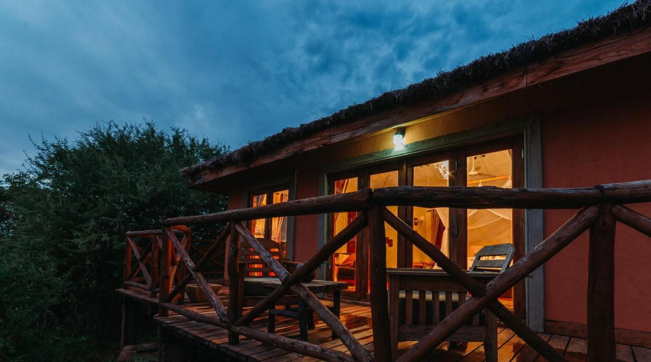 Escarpment Luxury Lodge Manyara Mto wa Mbu Bagian luar foto
