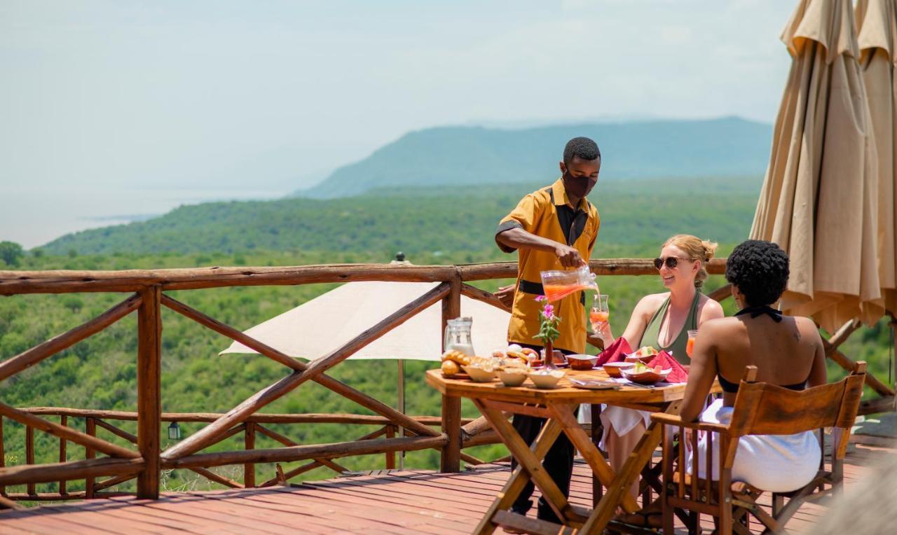 Escarpment Luxury Lodge Manyara Mto wa Mbu Bagian luar foto